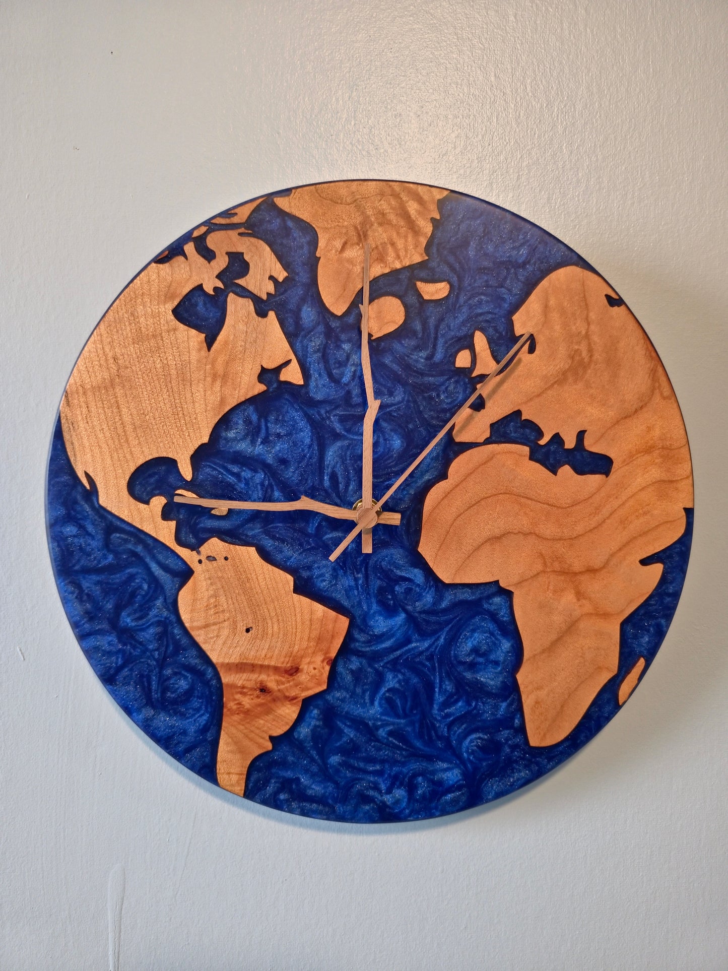 "Globe Trotting" Clock